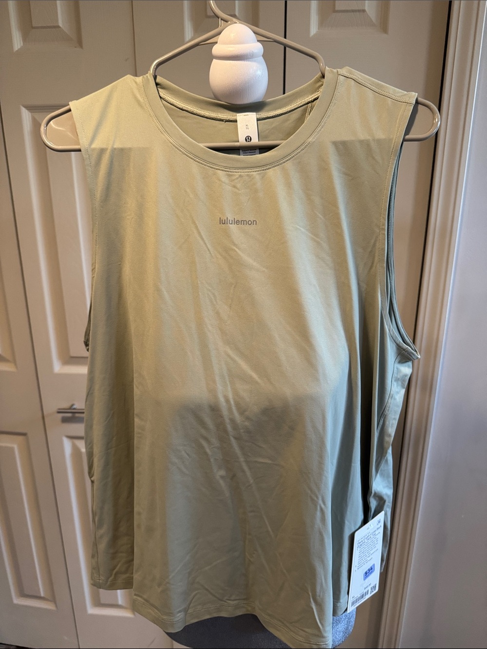 lululemon athletica Sleeveless Performance Tank in Sage